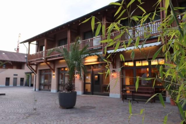 Hotel Breiti Bachenbulach المظهر الخارجي الصورة