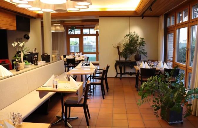 Hotel Breiti Bachenbulach المظهر الخارجي الصورة